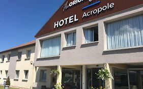 Hotel The Originals Bernay Acropole  3*